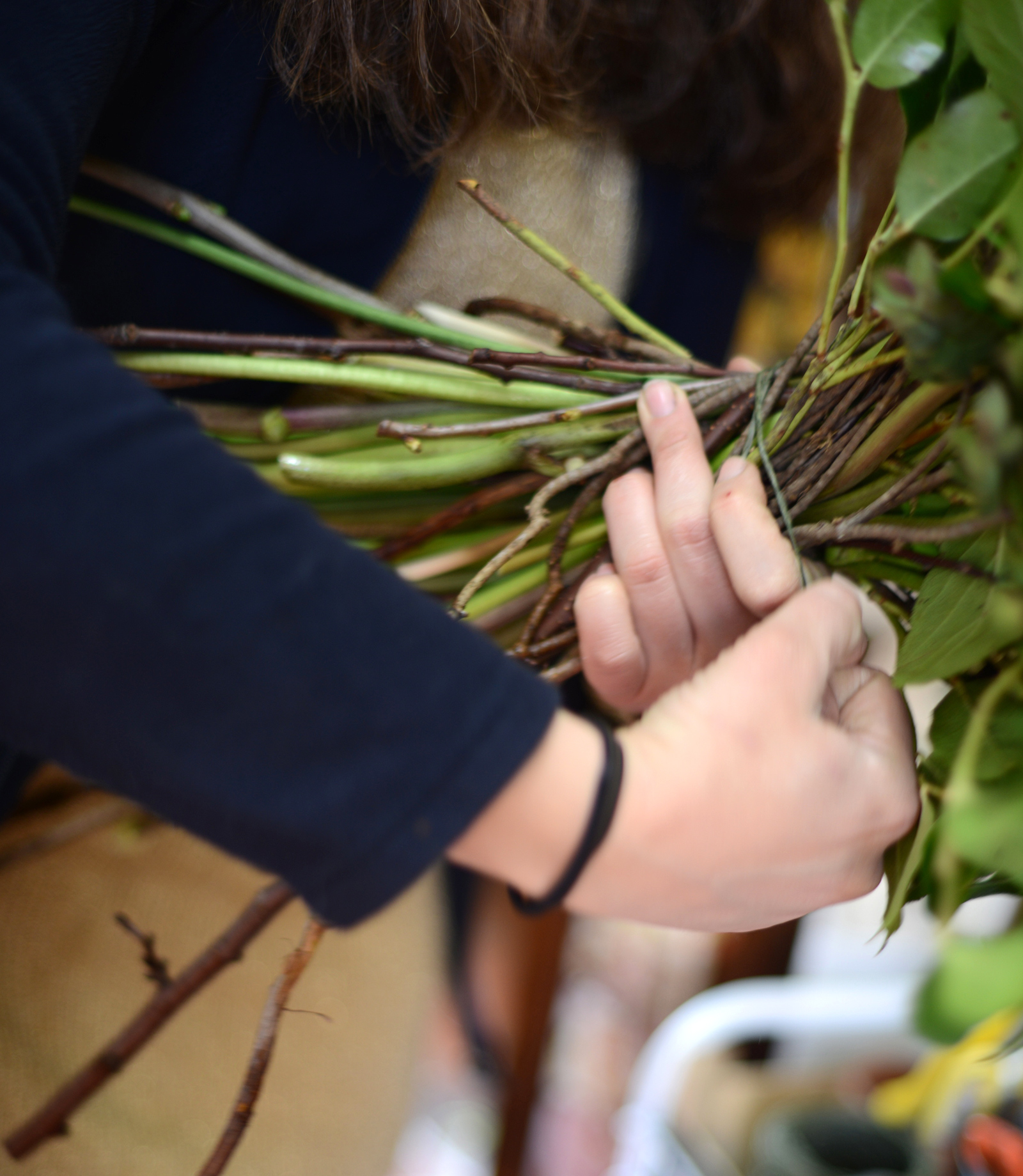 how to create a hand tied bouquet