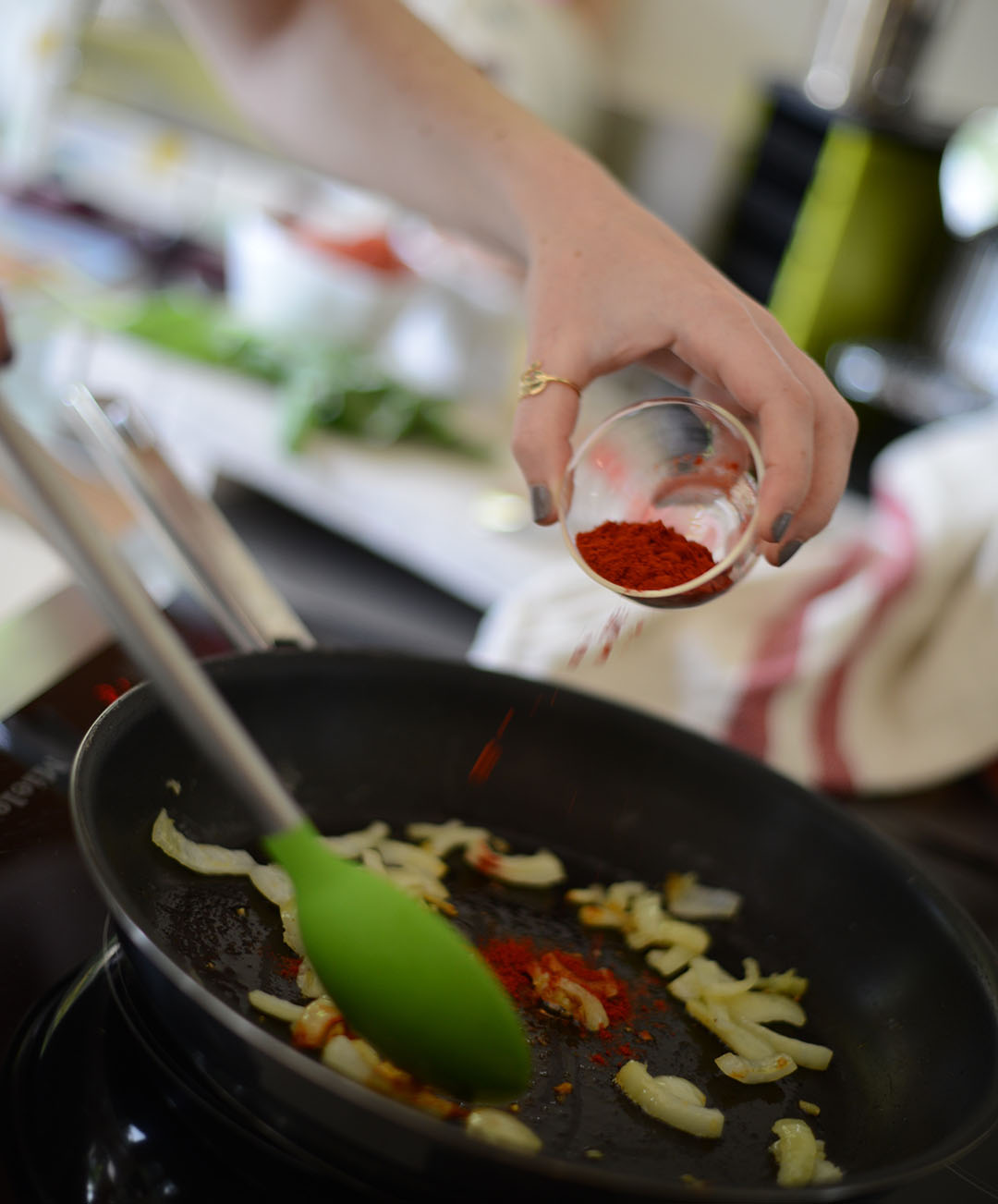 spicy sausage meat rigatoni supper recipe