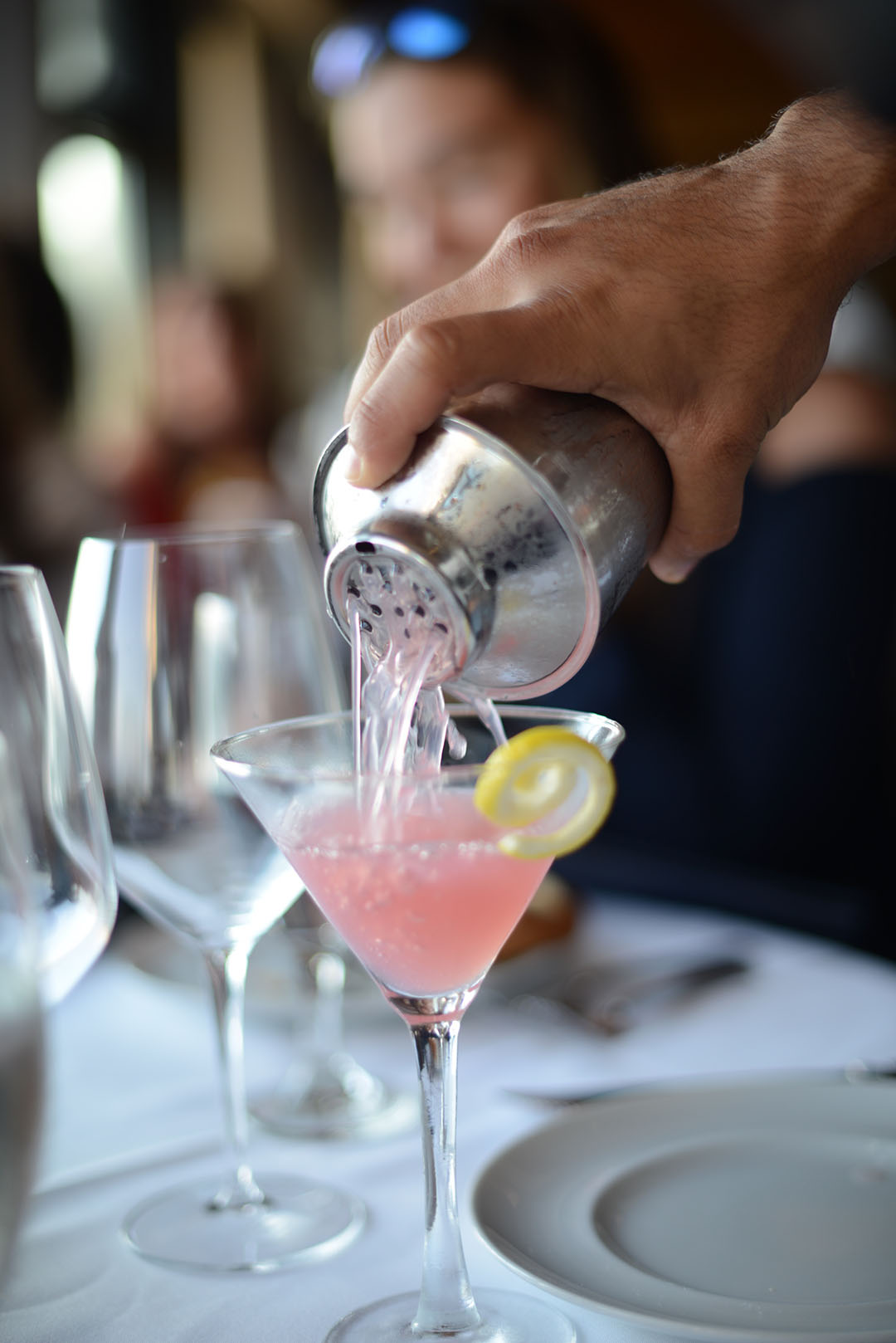 cocktail being poured at Mastro's Malibu photographed by sara delaney