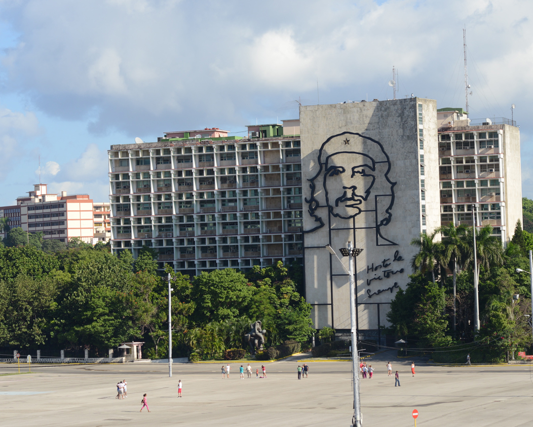 havana cuba photographed by max delaney