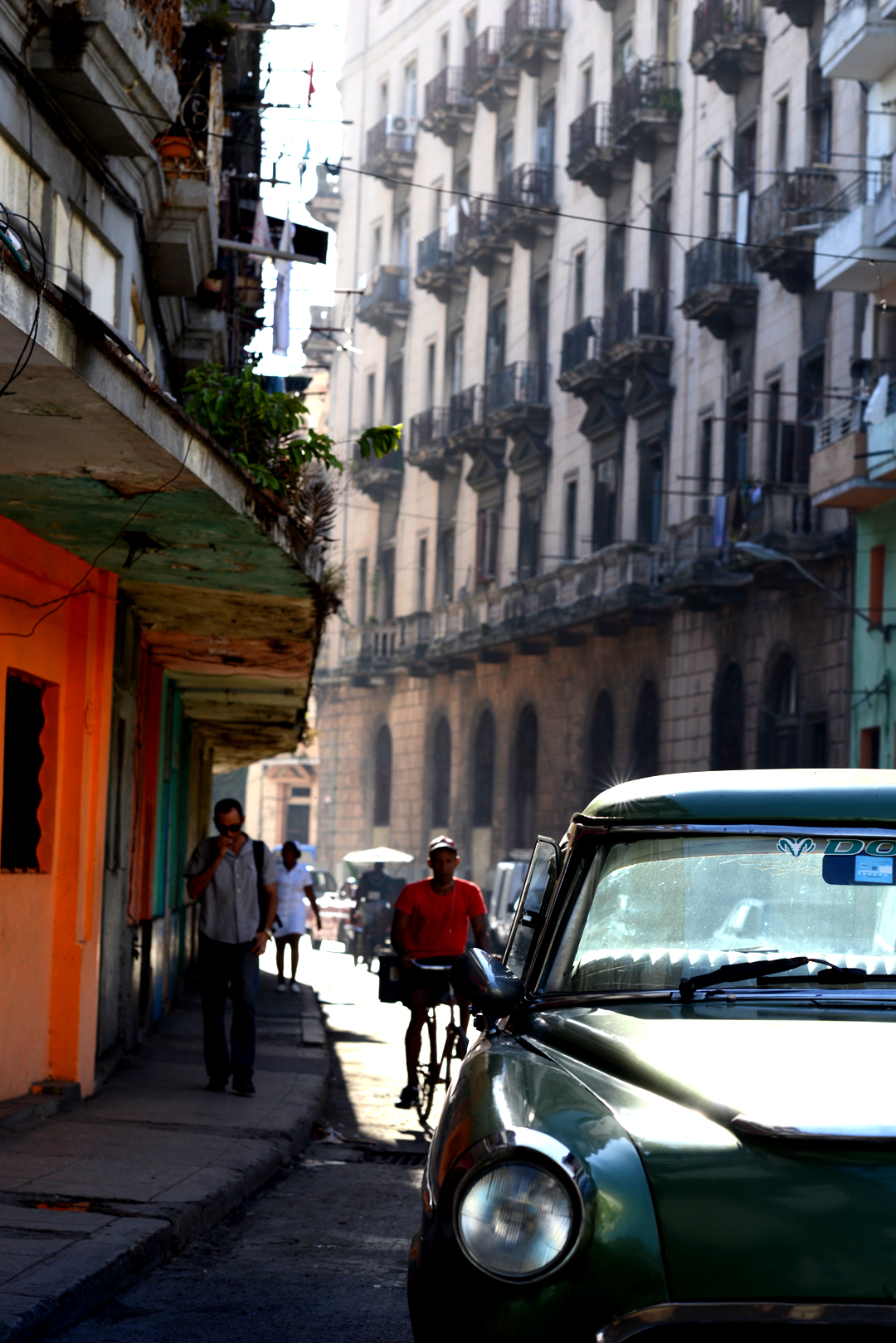 havana cuba photographed by max delaney