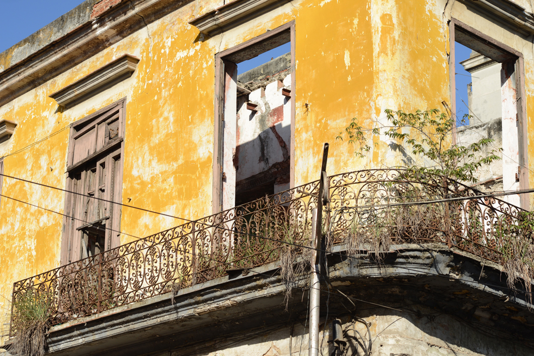 havana cuba photographed by max delaney