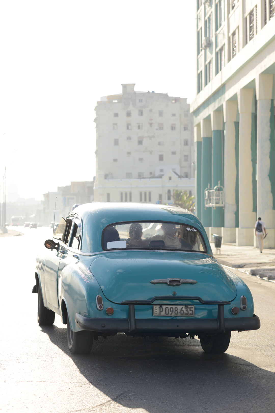 what to pack for a warm weather city break by stylist and fashion blogger sara delaney, photograph by max delaney