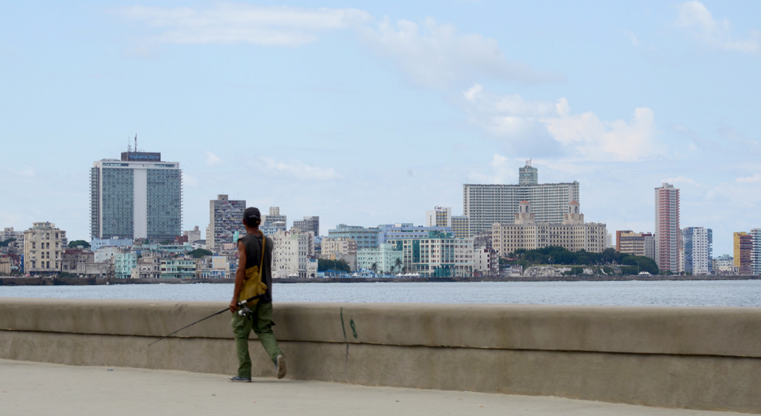 havana cuba photographed by max delaney