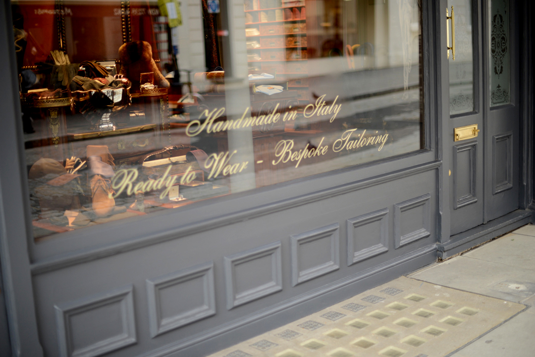 motcomb street shopping guide with skincare expert lisa franklin photographed by sara delaney