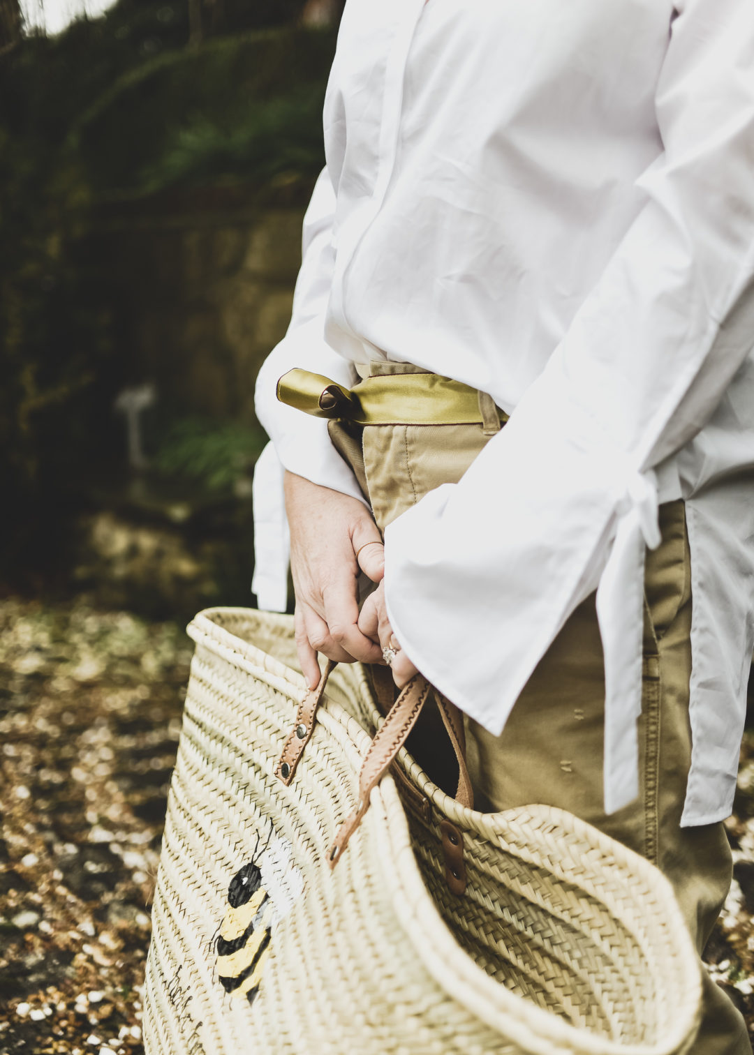 3 ways to wear a white shirt this spring with a marks & spencer shirt worn by stylist and blogger sara delaney