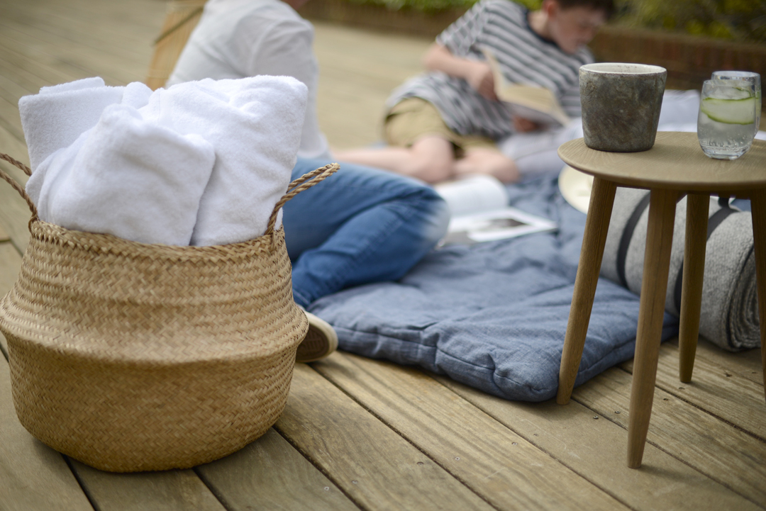 outdoor living with the white company photographed by stylist and photographer sara delaney
