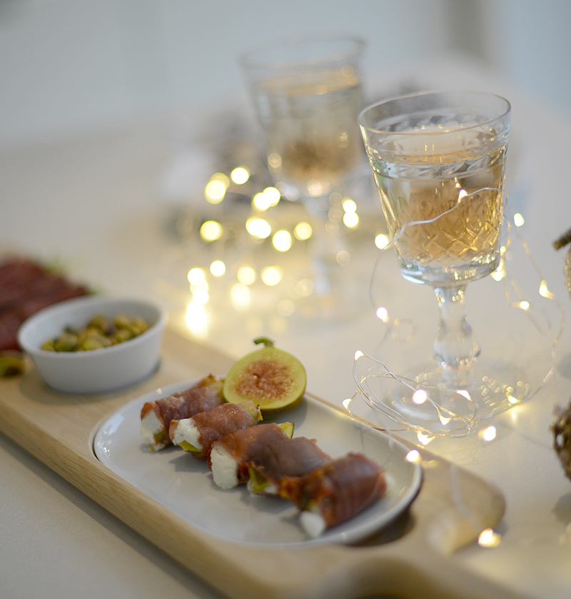 festive-canapés-notesfromastylist