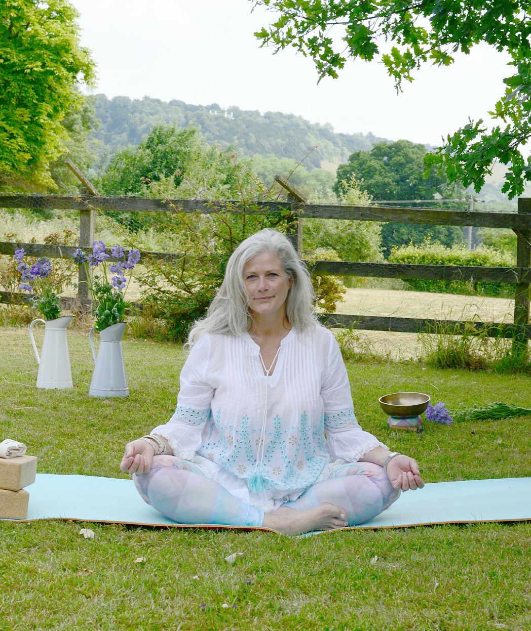 yoga-for-menopause-notesfromastylist