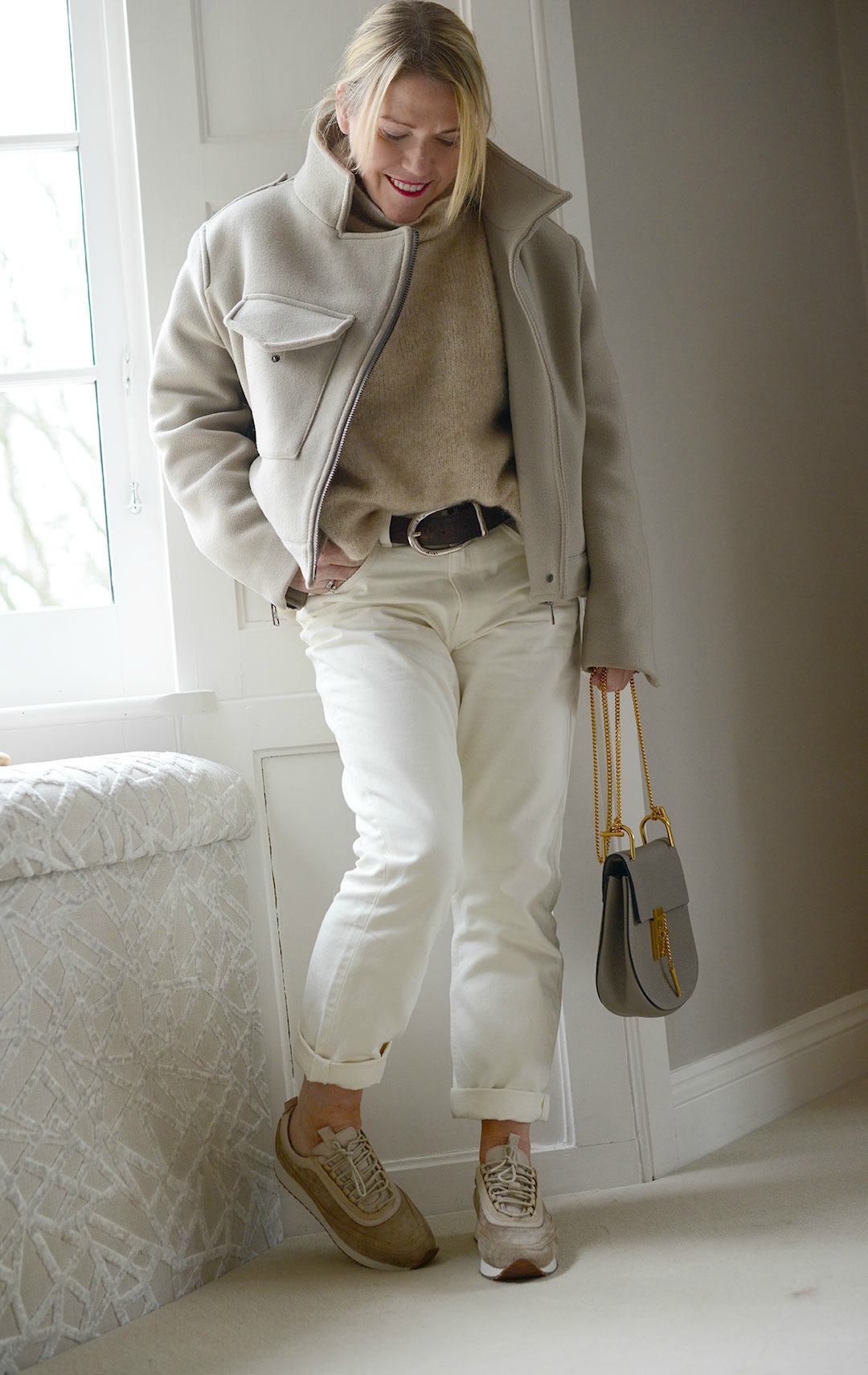 3 Easy Ways To Style The Beige Trend This Season-notesfromastylist