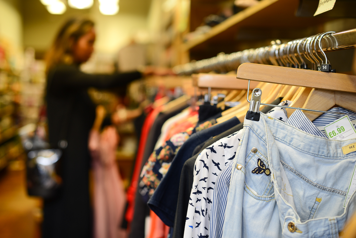 7 Charity Shopping Tips with Stylist Fatima Truscott - Notes From A Stylist