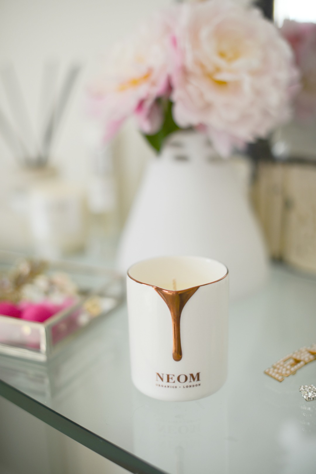 neom-organics-giveaway-notes-from-a-stylist
